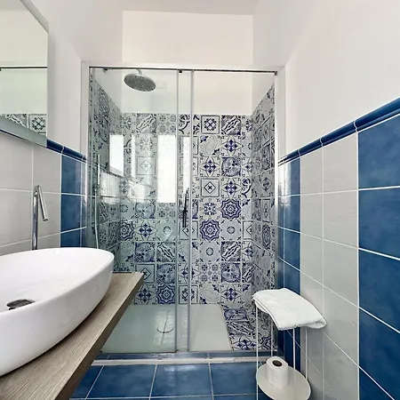 Guest house Itinera Baia & Breakfast 3*